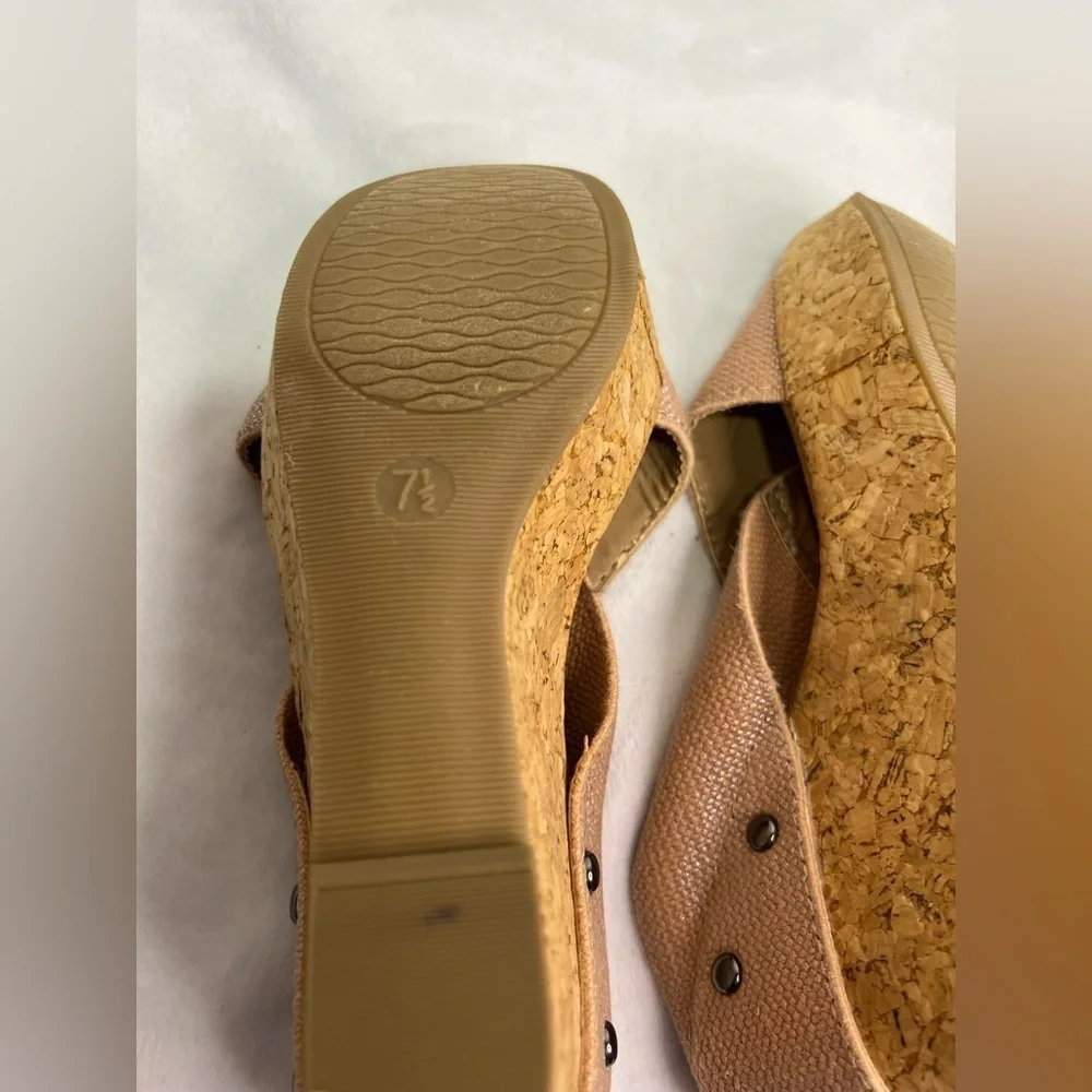 Merona Shimmer Peachy Beige Cross-Strap Slides Women’s Size 7.5